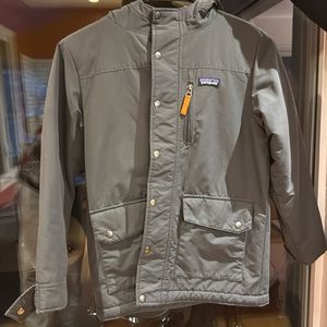 Like new Patagonia kids jacket size 10/boys medium.